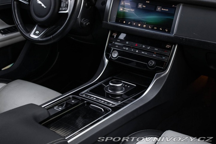 Jaguar XF 2.0 R-Sport AWD 221kW AT 2020