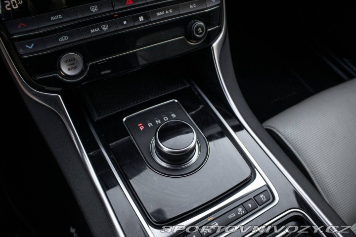 Jaguar XF 2.0 R-Sport AWD 221kW AT 2020