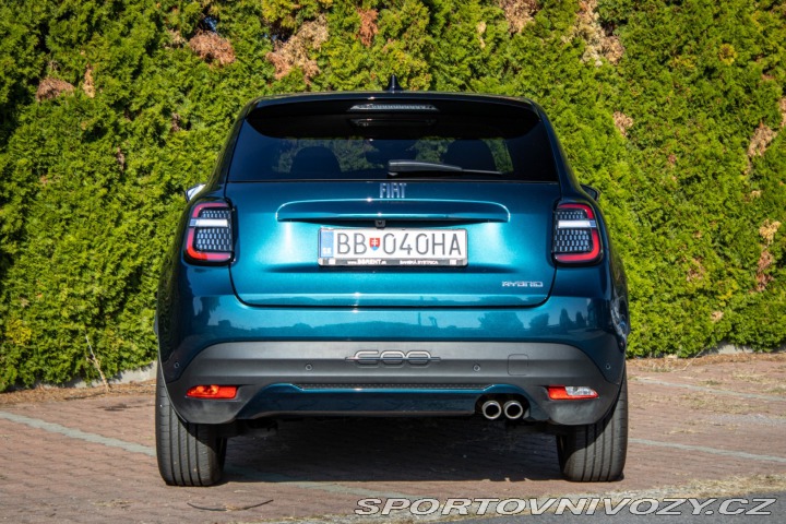 Fiat 600 Hybrid 1.2 La Prima 136k 2025