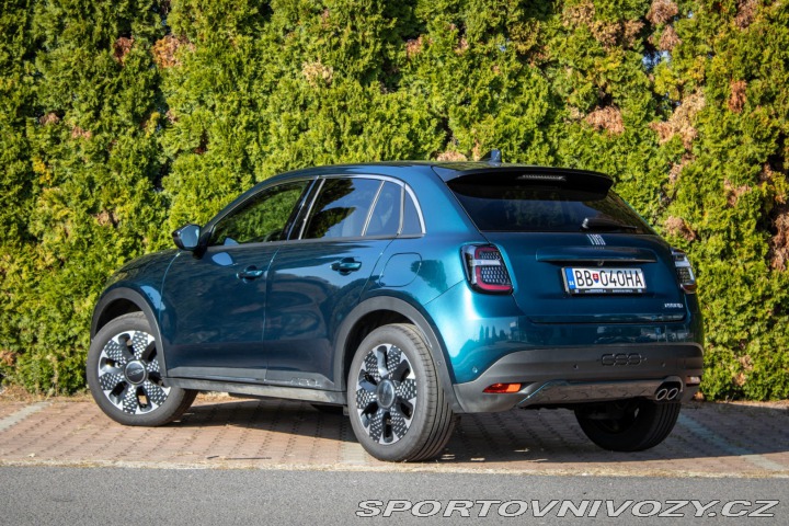 Fiat 600 Hybrid 1.2 La Prima 136k 2025