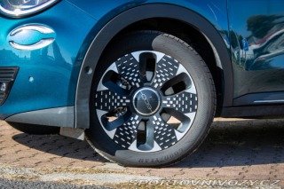 Fiat 600 Hybrid 1.2 La Prima 136k 2025