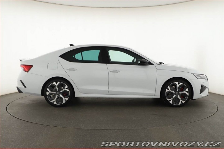 Škoda Octavia RS RS 2.0 TSI 2025