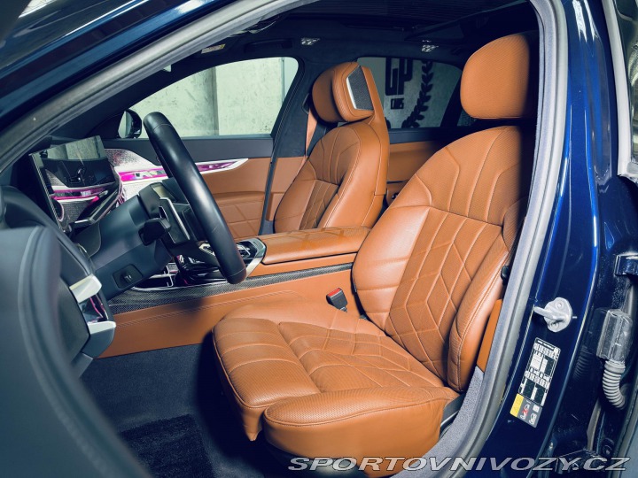 BMW 7 750e*ZÁRUKA*TV*MAX.VÝBAVA 2023
