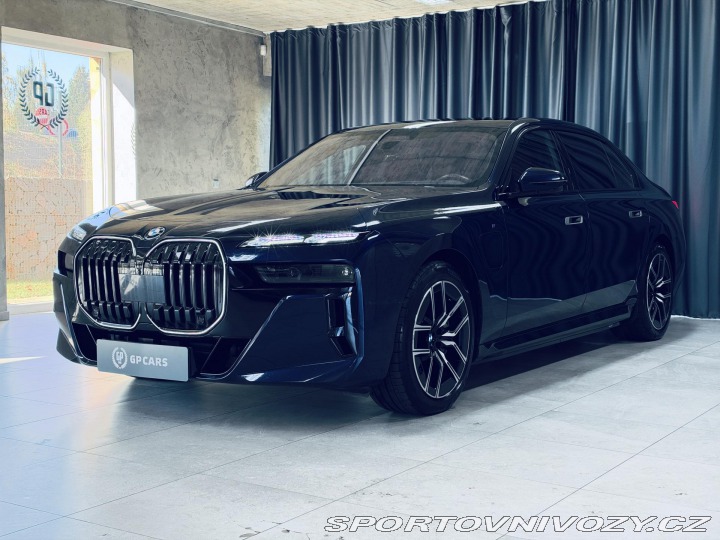 BMW 7 750e*ZÁRUKA*TV*MAX.VÝBAVA 2023
