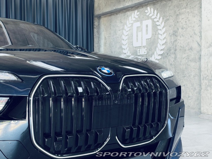 BMW 7 750e*ZÁRUKA*TV*MAX.VÝBAVA 2023