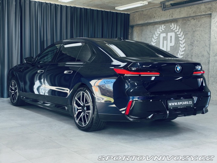 BMW 7 750e*ZÁRUKA*TV*MAX.VÝBAVA 2023