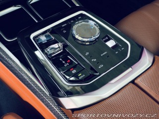 BMW 7 750e*ZÁRUKA*TV*MAX.VÝBAVA 2023