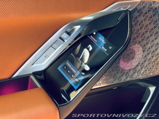 BMW 7 750e*ZÁRUKA*TV*MAX.VÝBAVA 2023