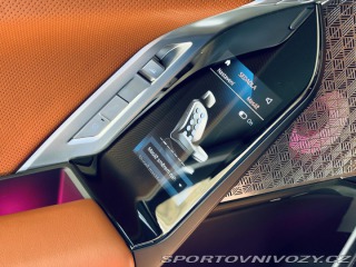 BMW 7 750e*ZÁRUKA*TV*MAX.VÝBAVA 2023