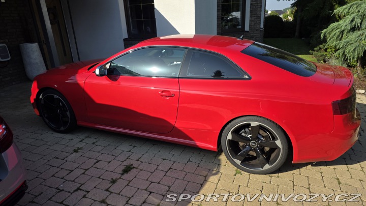 Audi RS5 2015