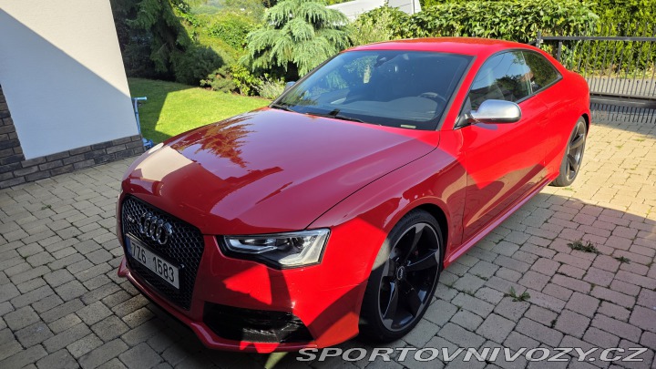 Audi RS5 2015