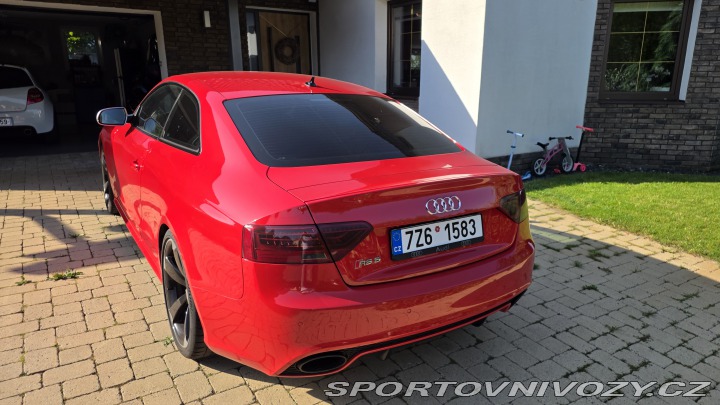 Audi RS5 2015