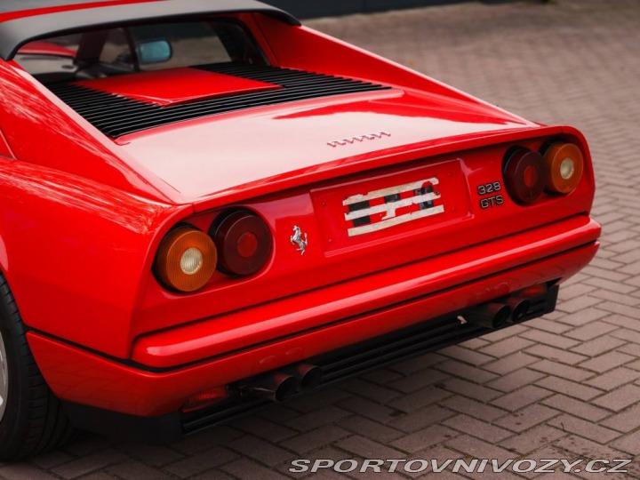 Ferrari 328 GTS Rosso Corsa – 3,2 V8 1987
