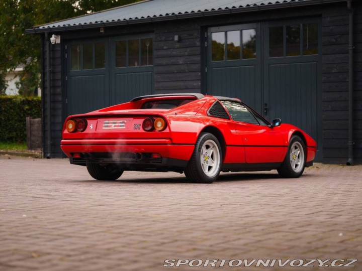 Ferrari 328 GTS Rosso Corsa – 3,2 V8 1987