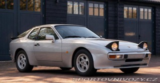 Porsche 944  1982