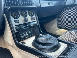 Porsche 944  1982