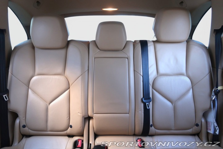 Porsche Cayenne Diesel 2012