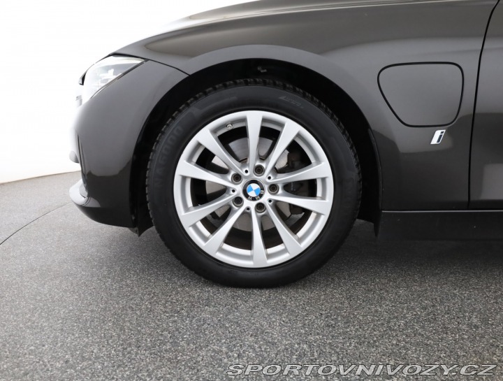 BMW 3 330e iPerformance 2016