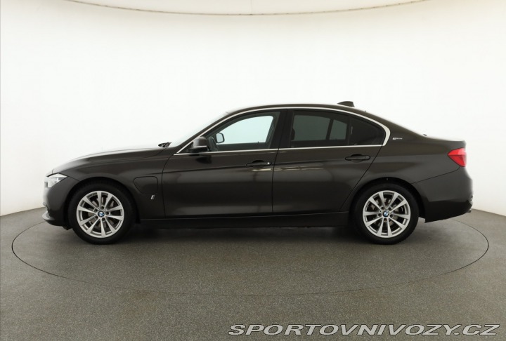 BMW 3 330e iPerformance 2016