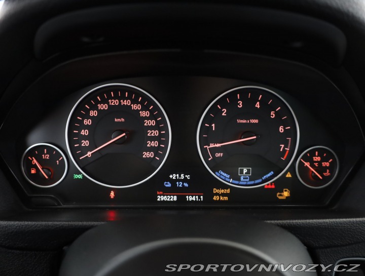 BMW 3 330e iPerformance 2016