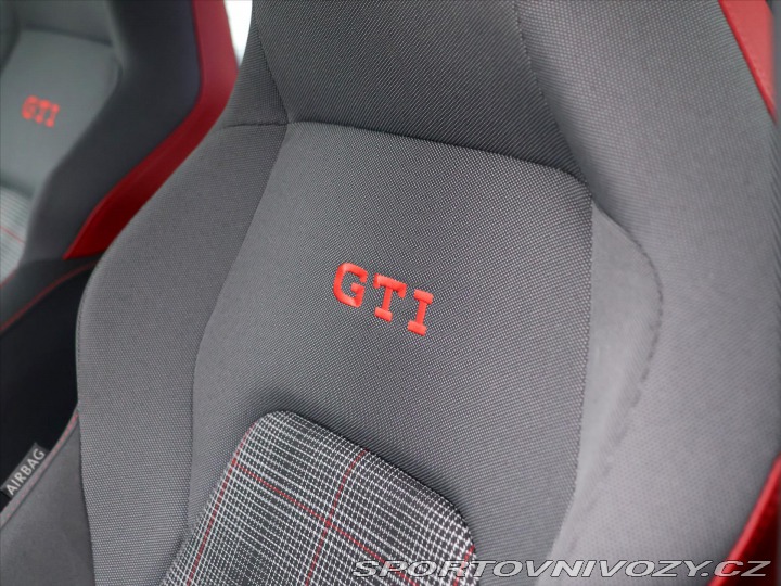 Volkswagen Golf 2.0 GTI 180kW DSG Virtual 2023