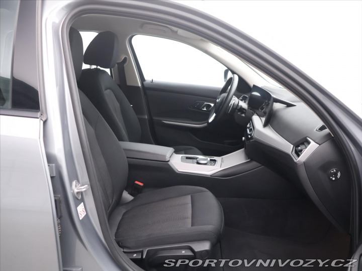 BMW 3 3,0 330d 210kW 1.Maj. DPH 2023