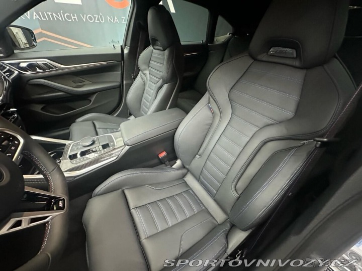 BMW M4 M440i Xdrive M-Paket 2025