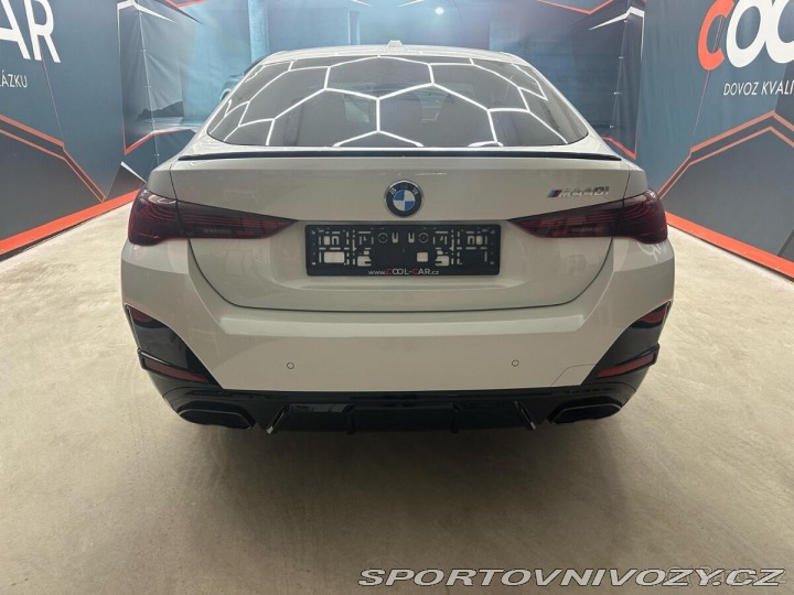 BMW M4 M440i Xdrive M-Paket 2025