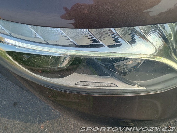 Mercedes-Benz Ostatní modely Třídy V 2,2 V220d 8míst long 2015