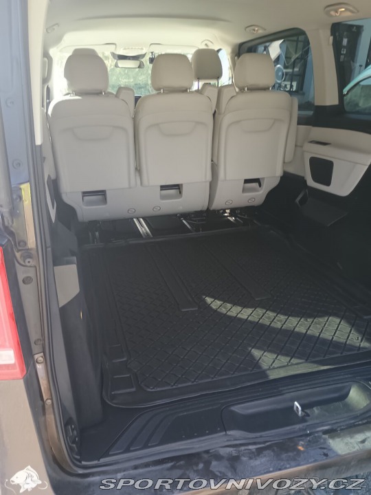 Mercedes-Benz Ostatní modely Třídy V 2,2 V220d 8míst long 2015