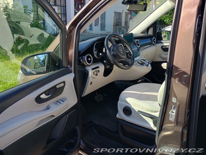 Mercedes-Benz Ostatní modely Třídy V 2,2 V220d 8míst long 2015