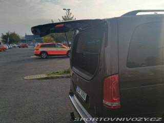Mercedes-Benz Ostatní modely Třídy V 2,2 V220d 8míst long 2015