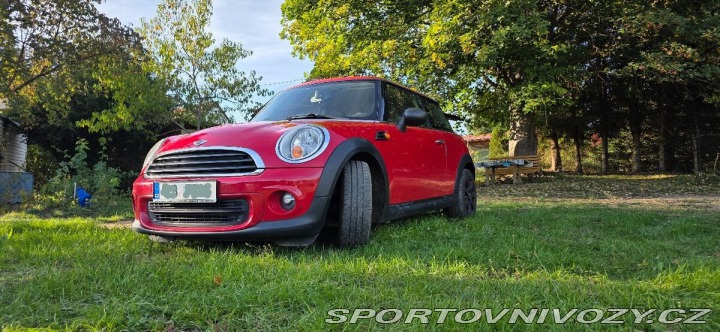 Mini Cooper 1,6   one 2011