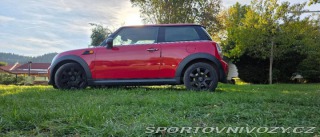 Mini Cooper 1,6   one 2011
