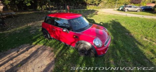 Mini Cooper 1,6   one 2011