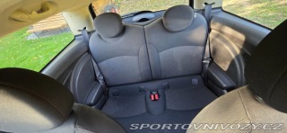 Mini Cooper 1,6   one 2011
