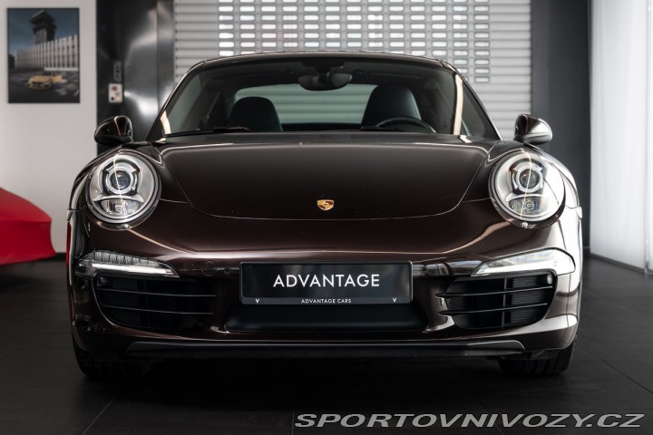 Porsche 911 (991) Carrera/Manuál/Maha 2012