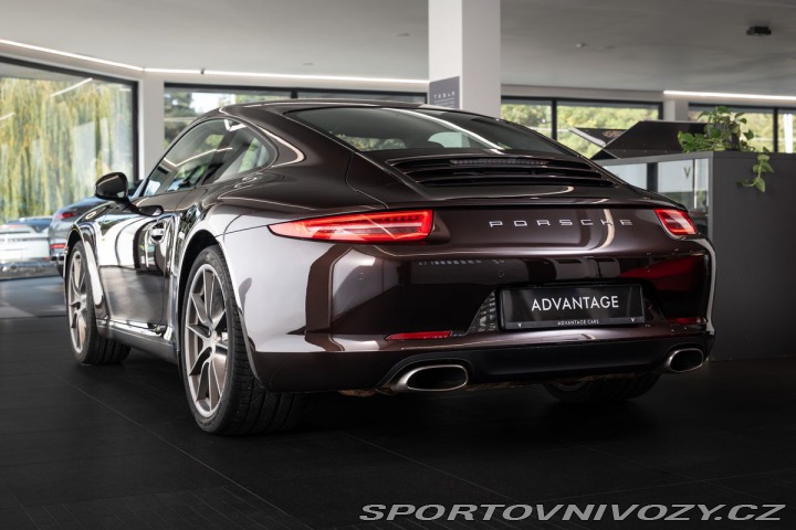 Porsche 911 (991) Carrera/Manuál/Maha 2012