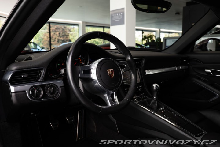 Porsche 911 (991) Carrera/Manuál/Maha 2012