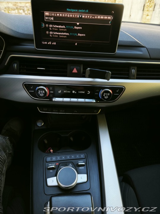 Audi A4 Avant Combi Limousine 2019