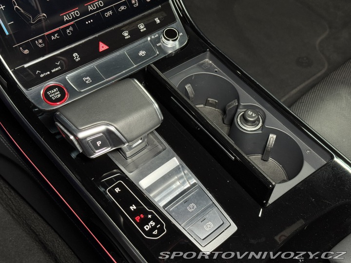 Audi S8 Tažné*Nezavis*Pano*B&O 2021