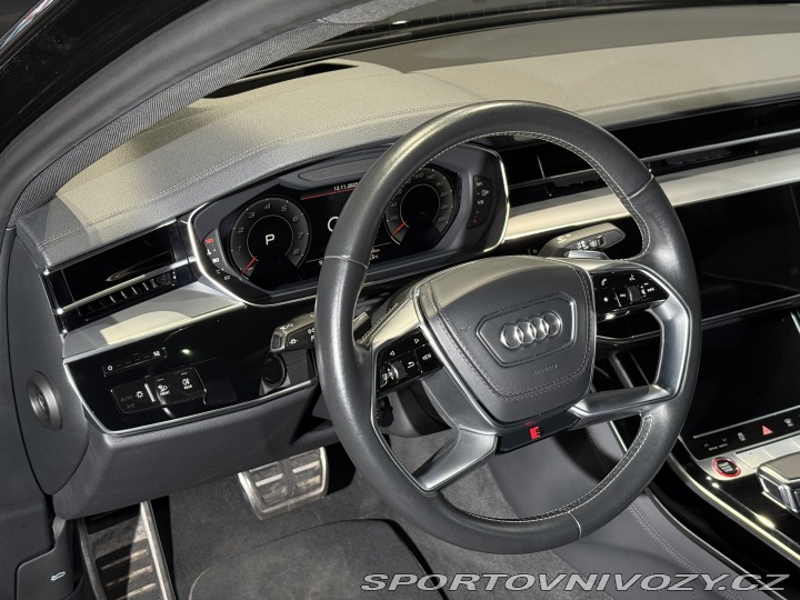 Audi S8 Tažné*Nezavis*Pano*B&O 2021