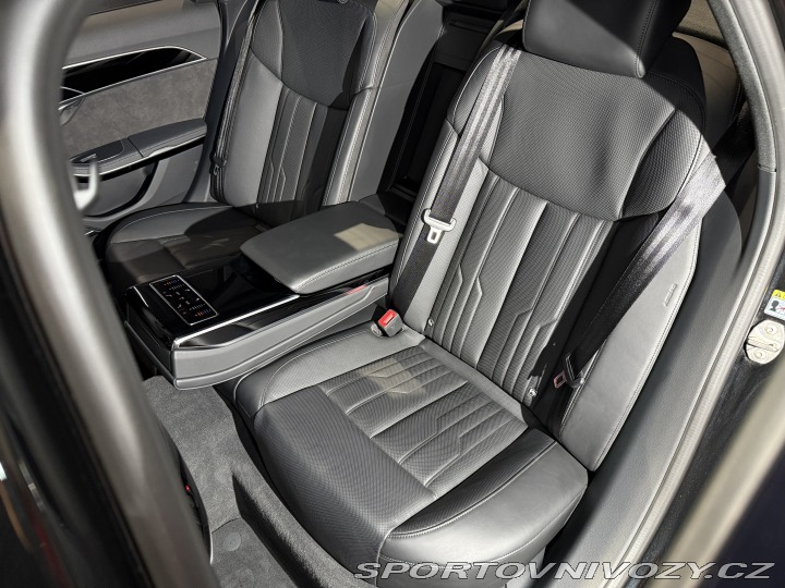 Audi S8 Tažné*Nezavis*Pano*B&O 2021
