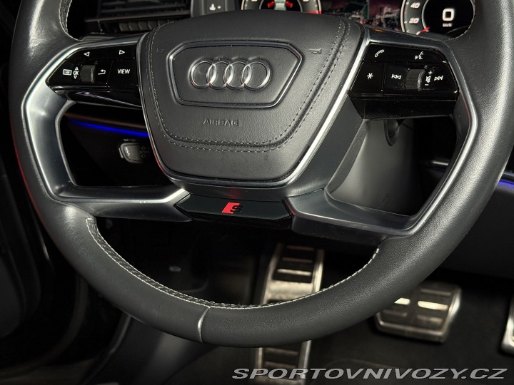 Audi S8 Tažné*Nezavis*Pano*B&O 2021
