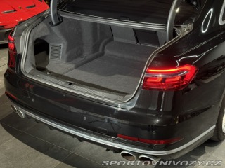 Audi S8 Tažné*Nezavis*Pano*B&O 2021