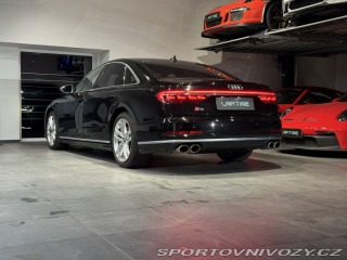 Audi S8 Tažné*Nezavis*Pano*B&O 2021