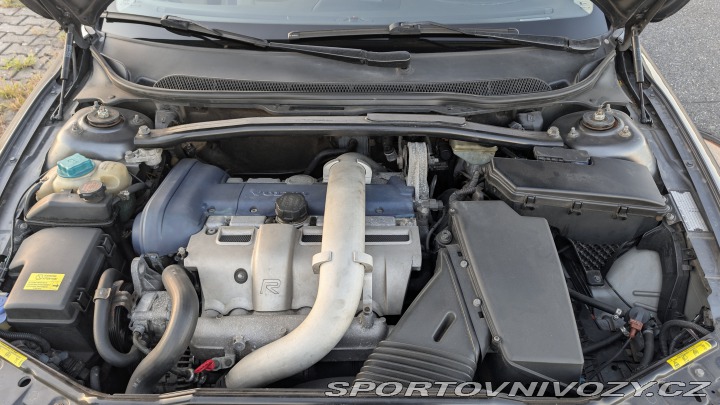 Volvo V70 V70R 2004