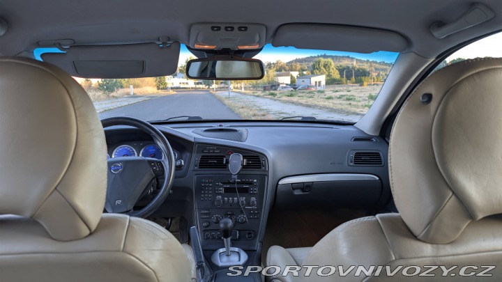 Volvo V70 V70R 2004