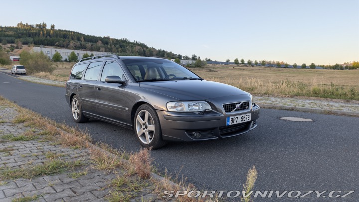 Volvo V70 V70R 2004