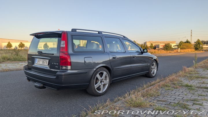 Volvo V70 V70R 2004